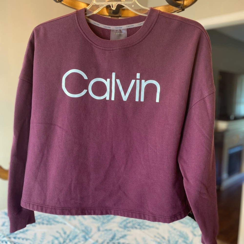 Calvin Klein cropped sweatshirt. Women’s Large.